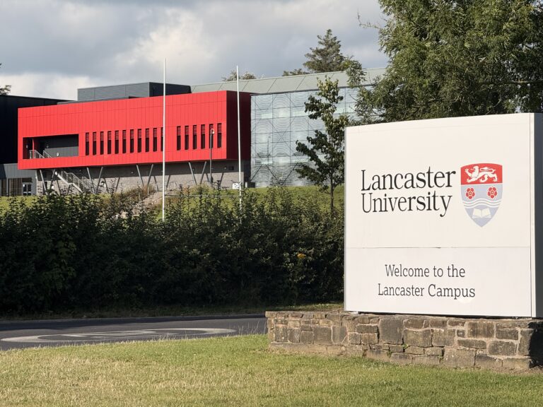Międzynarodowa współpraca z Lancaster University